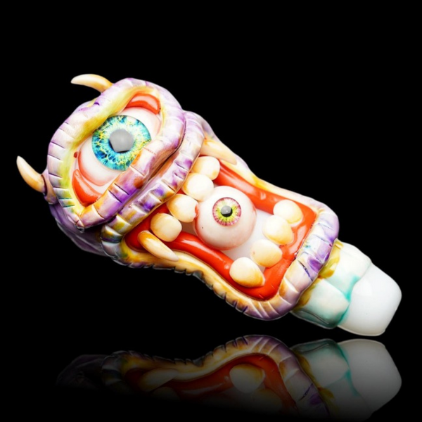 3D Monster Glass Hand Pipe, a unique and intricate smoking accessory designed to enhance your smoking experience.