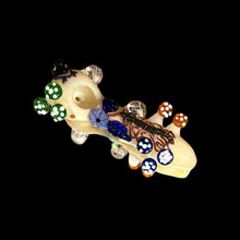 Cargar imagen en el visor de la galería, Introducing the Honey Bee Handpipe – a unique and designer glass pipe that combines functionality with artistic flair. Elevate your smoking experience with this meticulously crafted handpipe featuring a stunning honey bee design.
